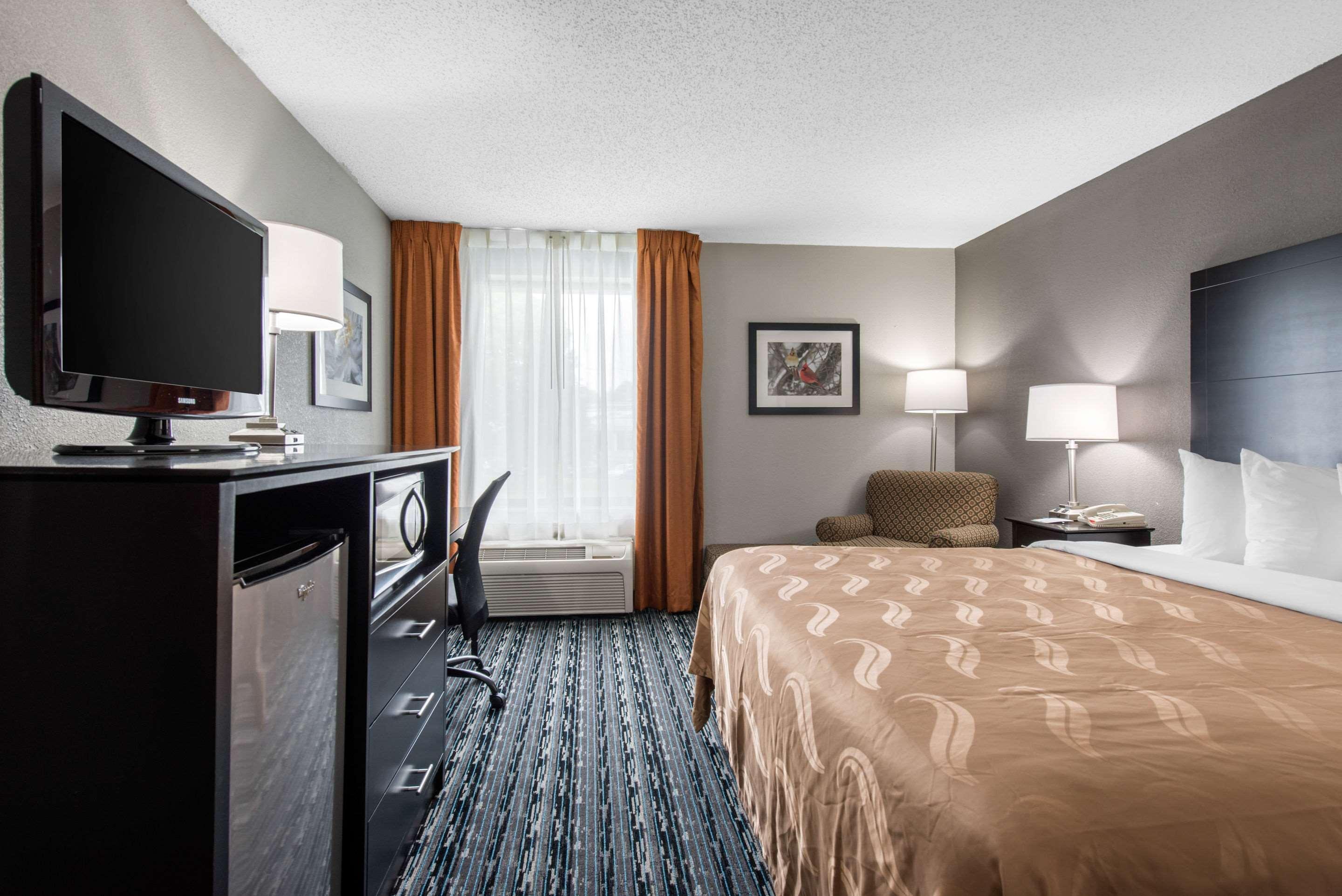 Quality Inn & Suites Brownsburg - Indianapolis West Bagian luar foto