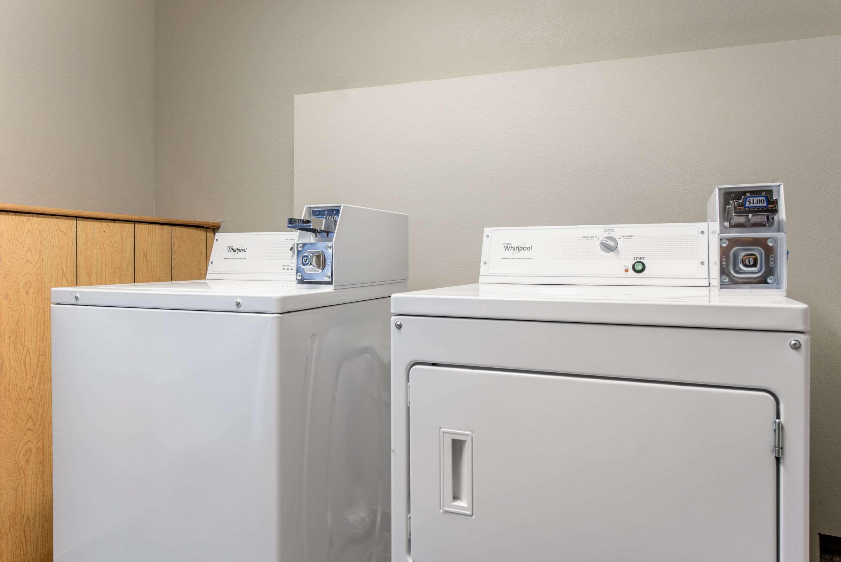 Quality Inn & Suites Brownsburg - Indianapolis West Bagian luar foto
