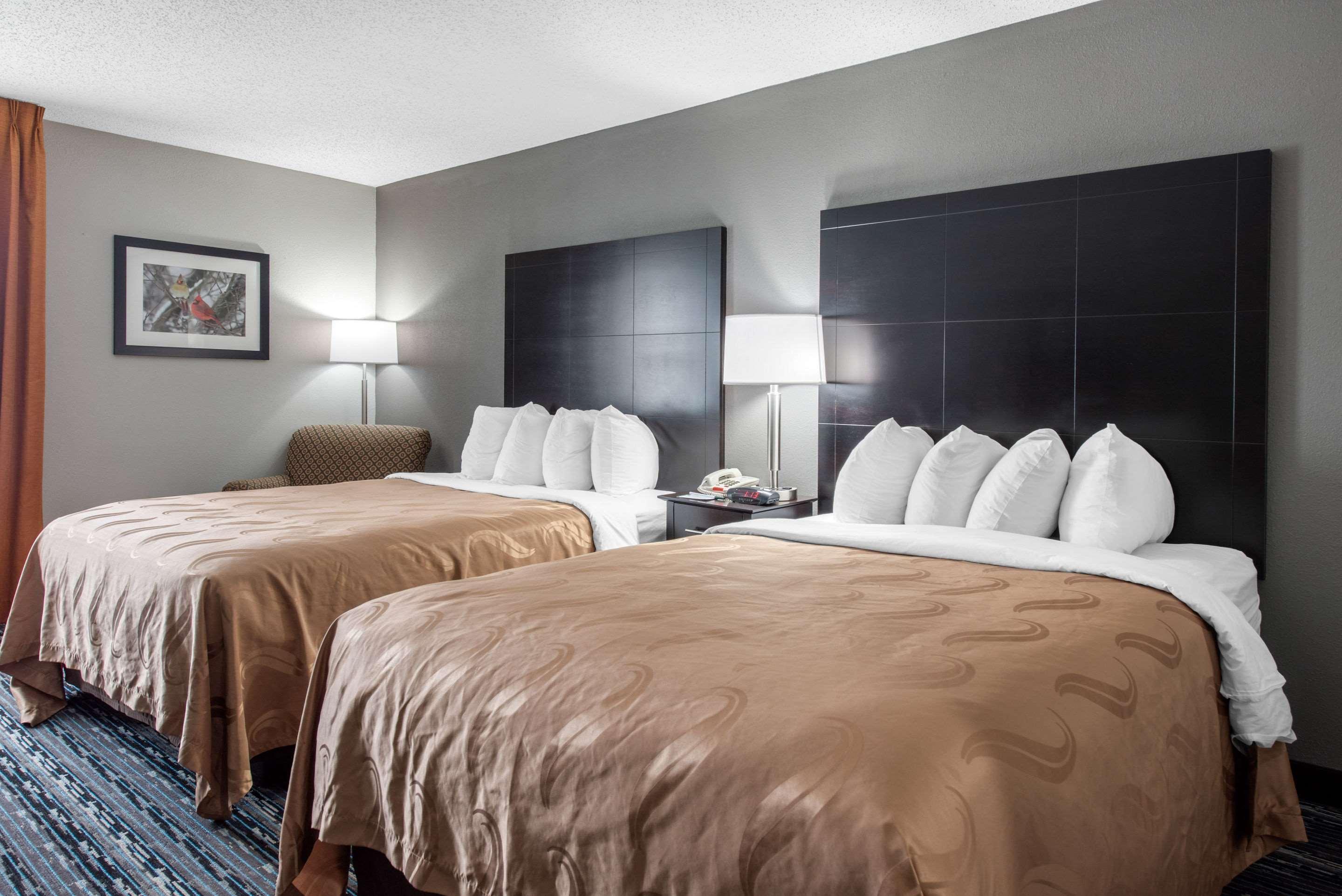 Quality Inn & Suites Brownsburg - Indianapolis West Bagian luar foto