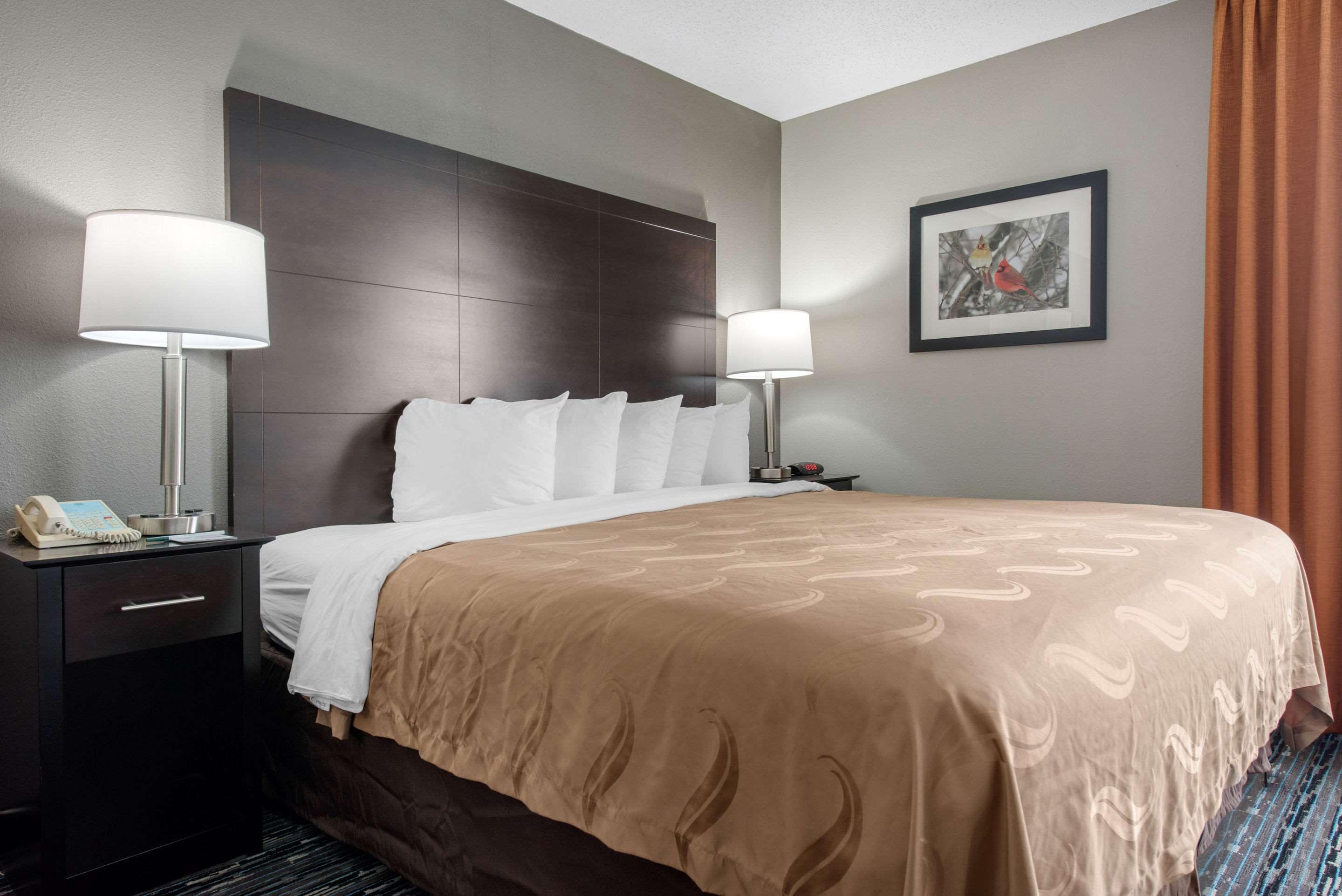 Quality Inn & Suites Brownsburg - Indianapolis West Bagian luar foto