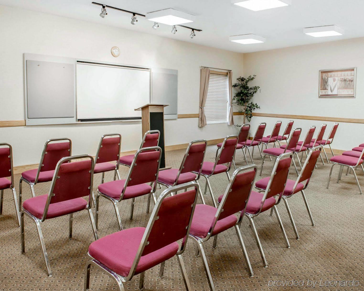 Quality Inn & Suites Brownsburg - Indianapolis West Bagian luar foto