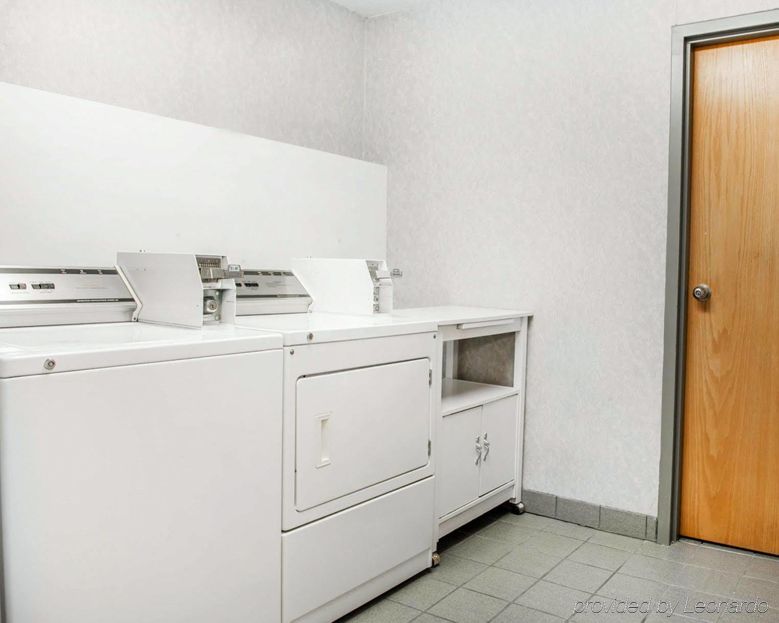 Quality Inn & Suites Brownsburg - Indianapolis West Ruang foto